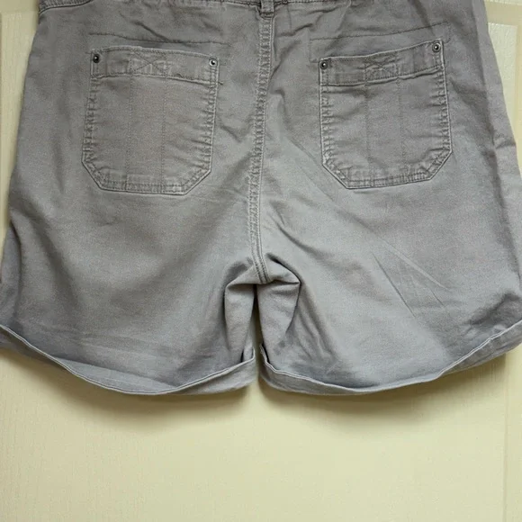 Ron Jon Women's Casual Shorts - Picture 4 of 8